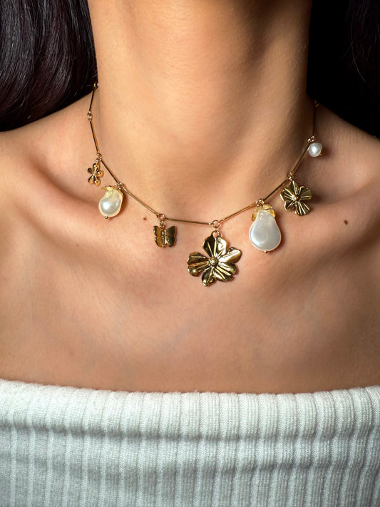 Collier "Camélia "